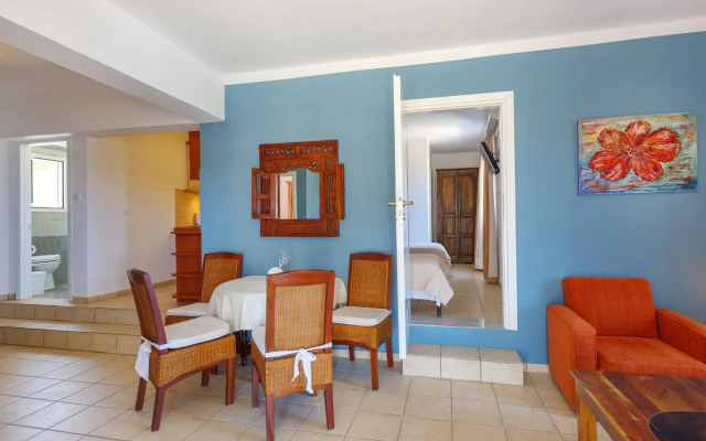Sunrise Beach Suites