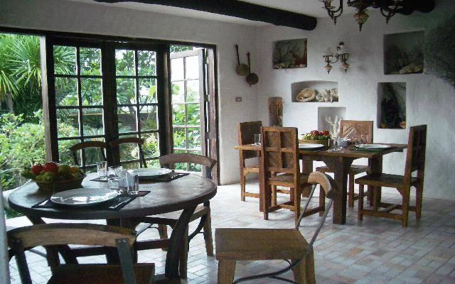 Momchailai Beach Retreat