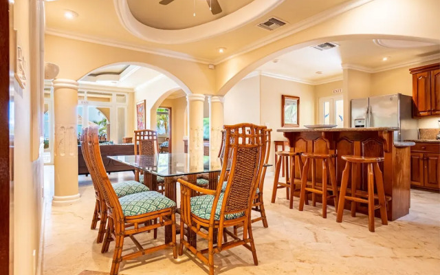 Belizean Cove Estates
