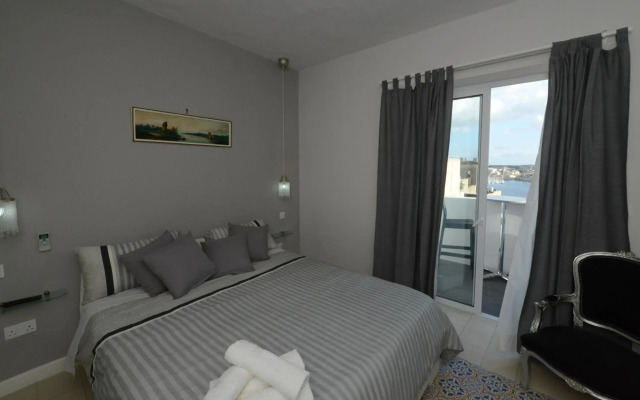 Paulos Valletta