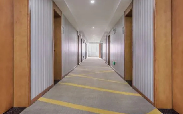 7Days Inn Hotel (Chongqing Bishan Fengxianghu Children's Park)