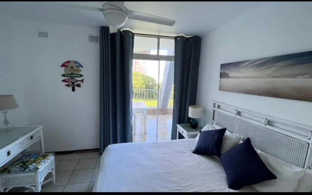 34 Kyalanga Beachfront Apartment