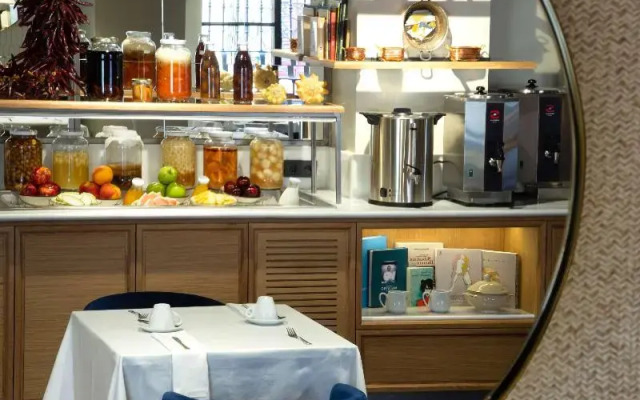 Atocha Hotel Madrid, Tapestry Collection by Hilton