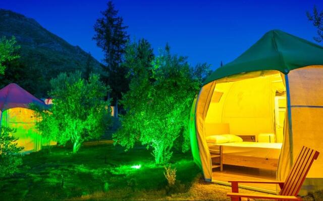 Chingene Glamping