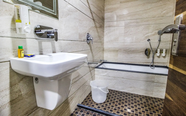 FabHotel Prime Sapphire Inn