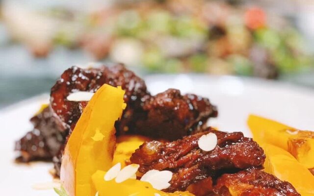 Holiday Inn Chengdu Oriental Plaza by IHG