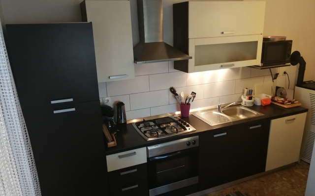 Apartment Vlatkica - 10 m from beach: A1 Vlatkica Maslenica, Zadar riviera