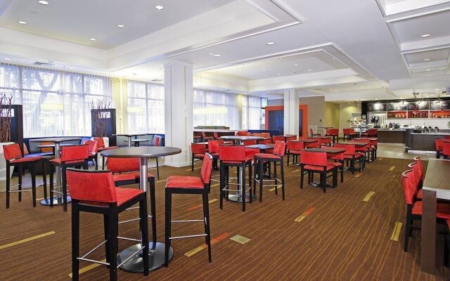 Courtyard Oakland Downtown