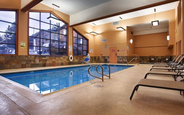 Empieria High Sierra Hotel