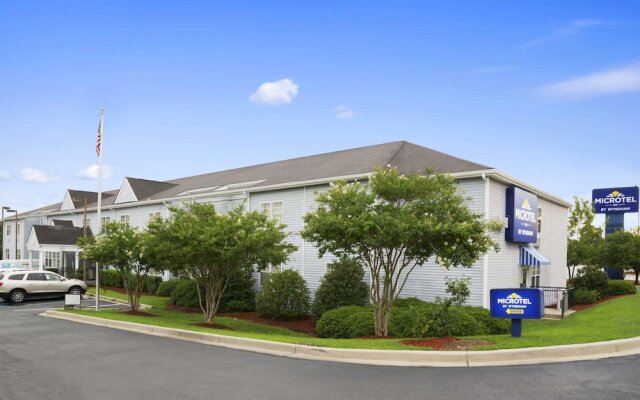 Microtel Inn by Wyndham Columbia Two Notch Rd Area