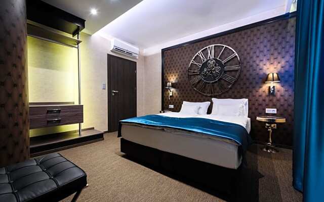 RQ Boutique & Unique Hotel