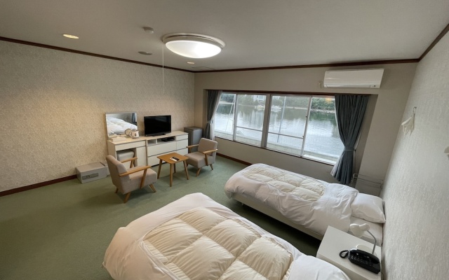 Marina Hotel Kaiku – Guest Rooms – Shirahama