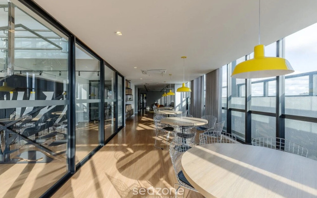 Comfortable and Complete Stay in Downtown Curitiba - ECL