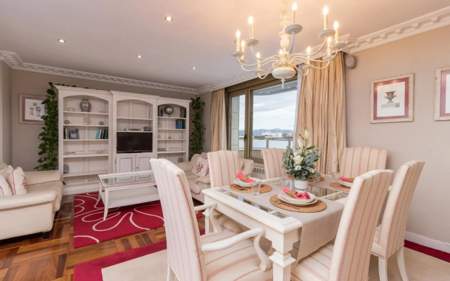 Apartamento Junto Playa Sardinero Con Parking
