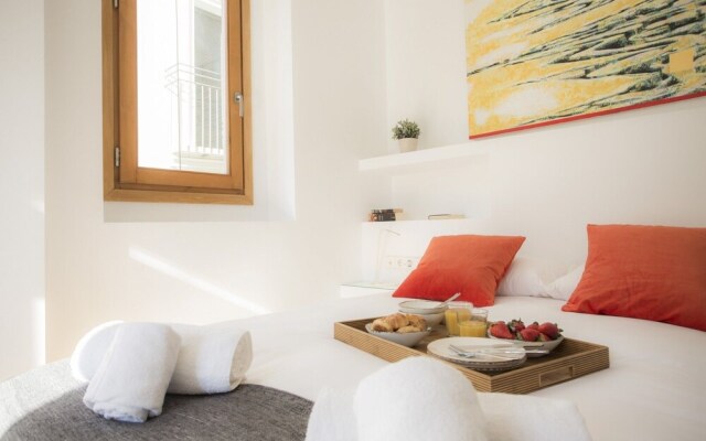 Balcon de Manet Apartments