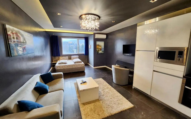 Joy Station Cozy Studio