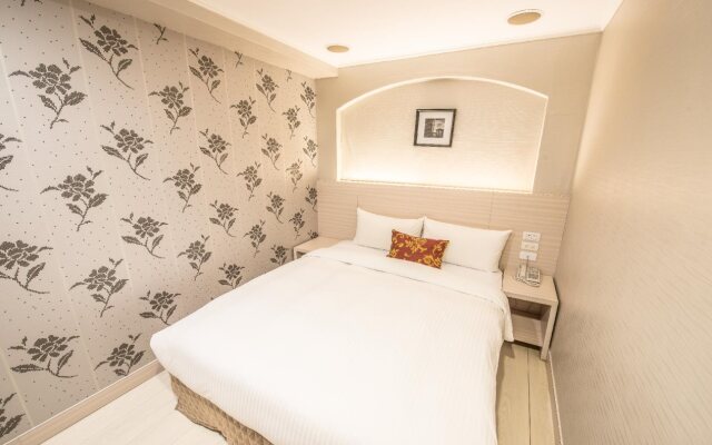Golden Stone Hotel
