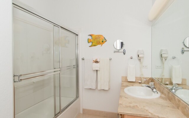 Kaibo Yacht Club by Cayman Villas