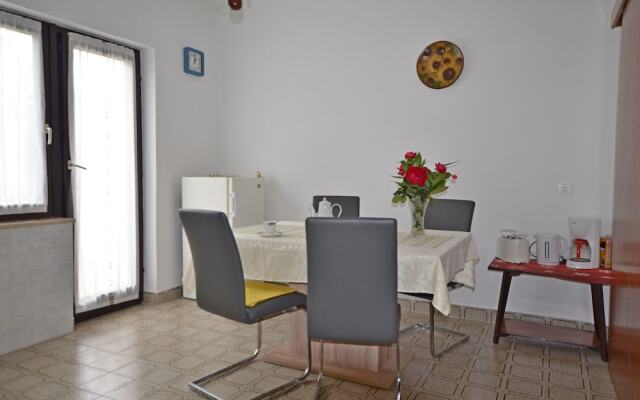 Apartment Majda
