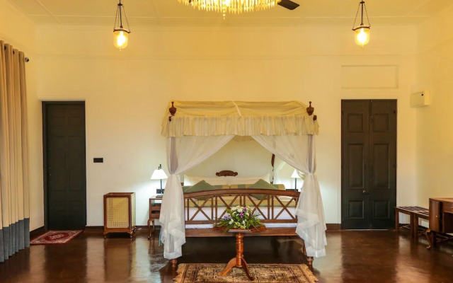 Castle Hill Bungalow