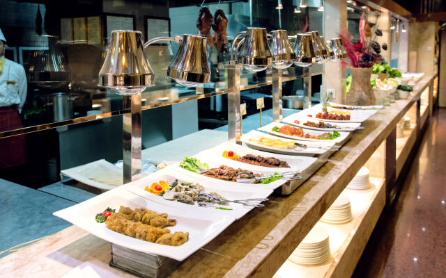 Yantai Golden Gulf Hotel