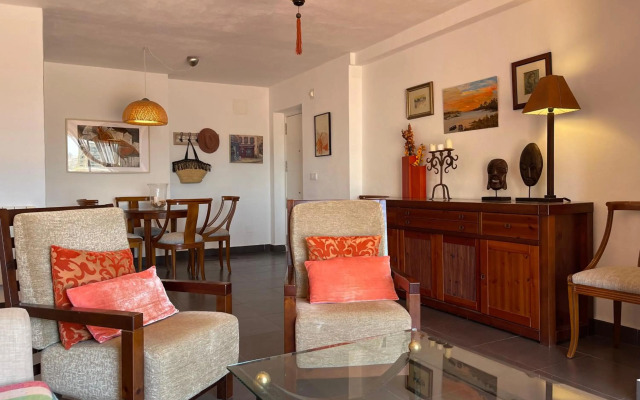 Wonderful Penthouse By The Sea