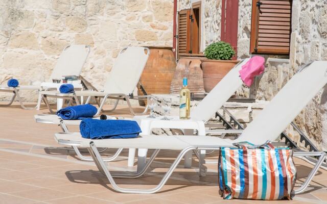 Pool Villa Afroditi for 10 Persons in Margarites