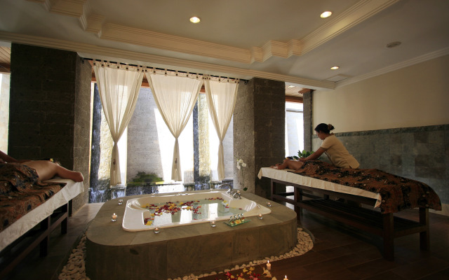 Pelangi Bali Hotel