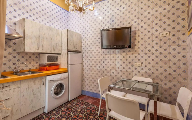 Pequeño palacete Calle Santas Patronas