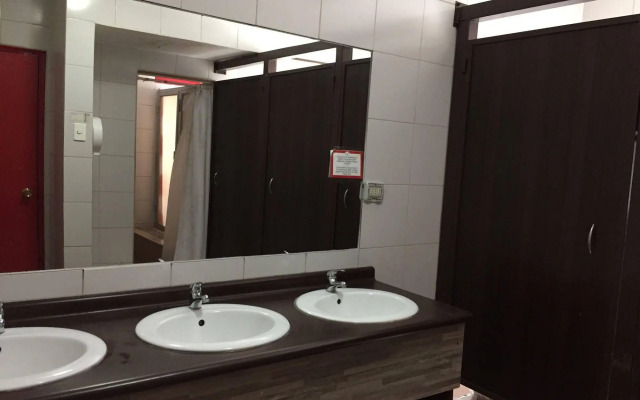 Travellers Place Hostel