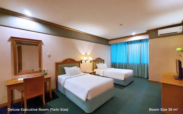 Tunjungan Hotel