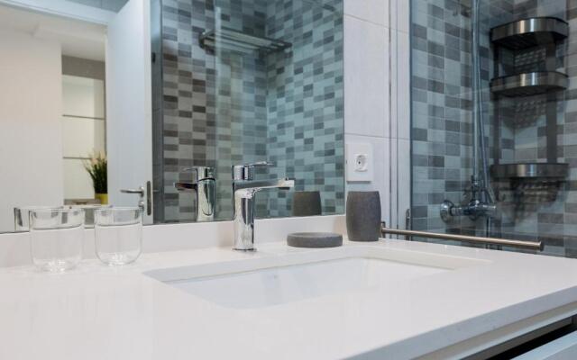 Apartamento Blanco 127 en La Caleta - Altamira