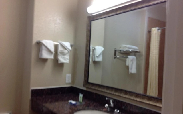 Yorktown Inn And Suites