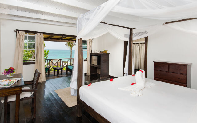 Keyonna Beach - All Inclusive - Couples Only