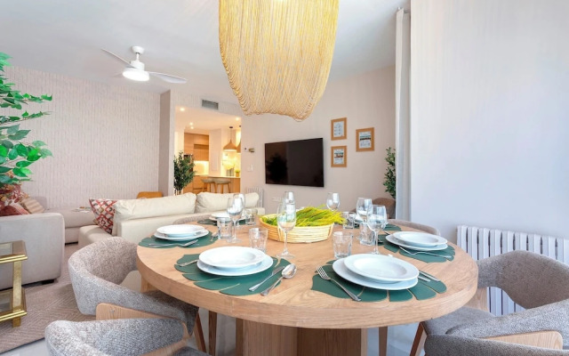 Unique Apt. With Parking in Granada. Fuente Nueva