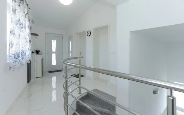 Ivica - With Pool - H