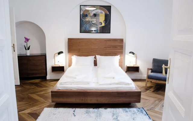 Luxury Apartment by Hi5 - FehÃ©rhajÃ³ Suite