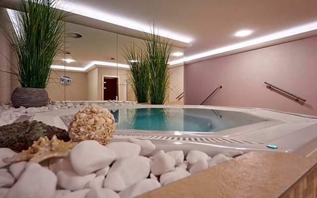 Wellness Hotel Queens Mariánské Lázně