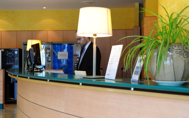 Puerta Santander Hotel