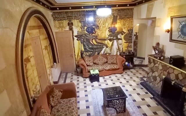 Castle Hotel - Hostel