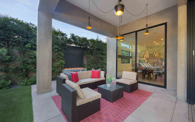LA Villa by Avantstay Walk to The Grove LA