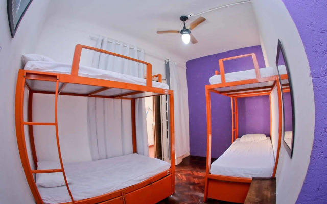 Pura Vida Hostel