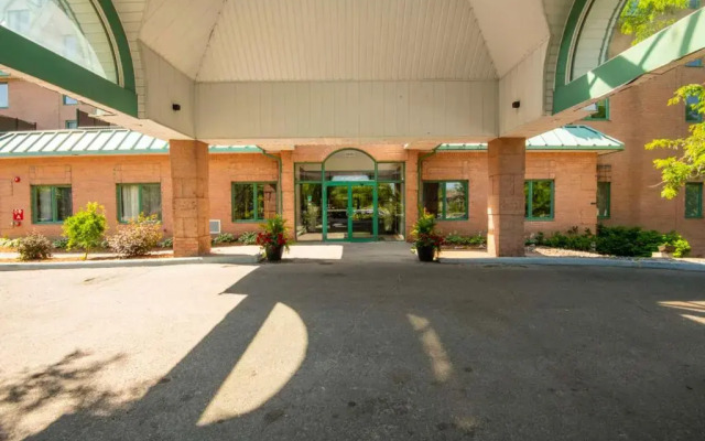 Chateau Cartier Hotel Conference Spa