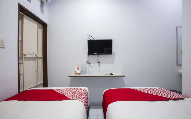 Sopou Penginapan Rinal & Tuah by OYO Rooms