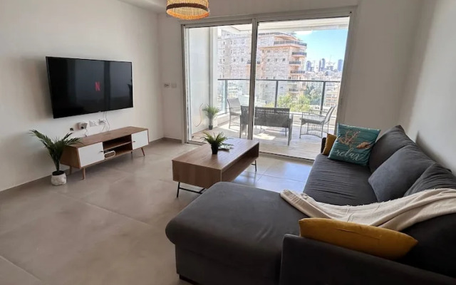 Sea Breeze Netanya Retreat by Sea N Rent