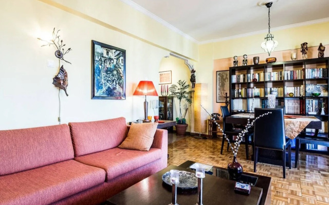 Superb view apartment next to Metro