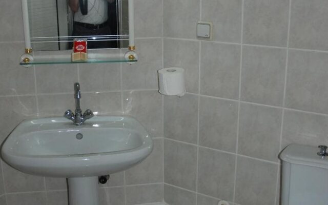 Mahmutlar Suit Otel
