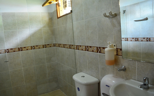 Hostal Valle De Las Camelias