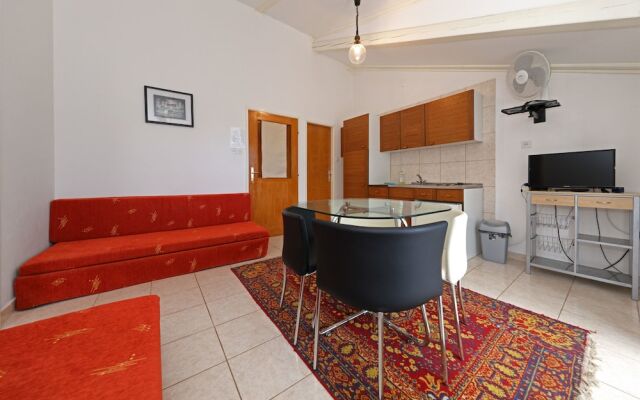 Apartments Lana