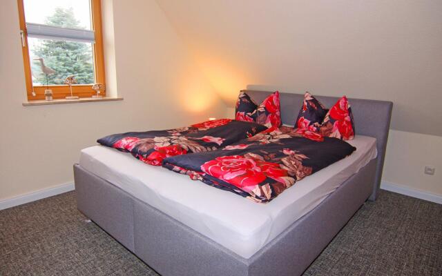 Apartment house, Lütow